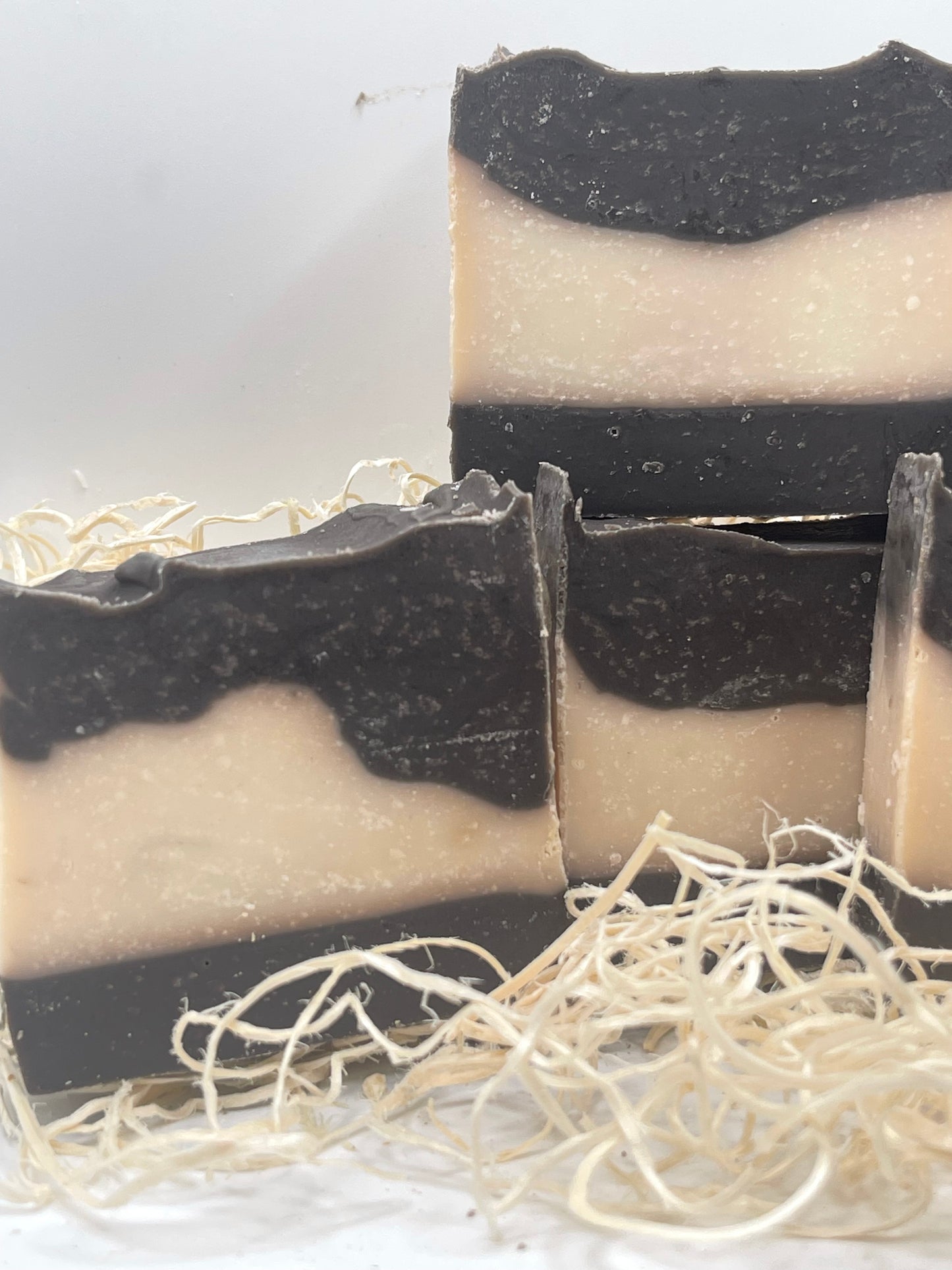 Black Clay Stripes Body Bar
