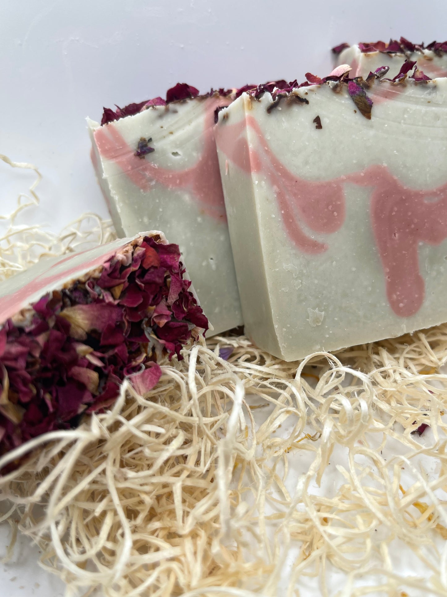 Green Clay Garden Rose Body Bar