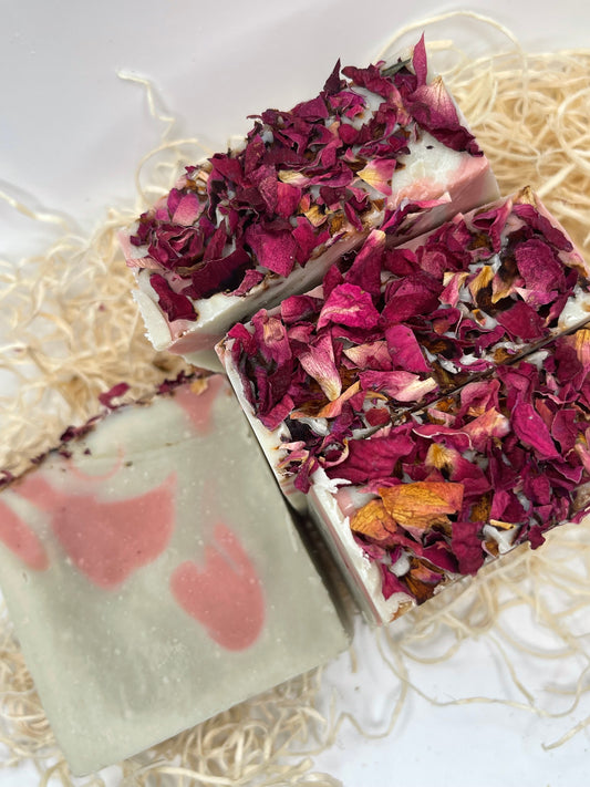 Green Clay Garden Rose Body Bar